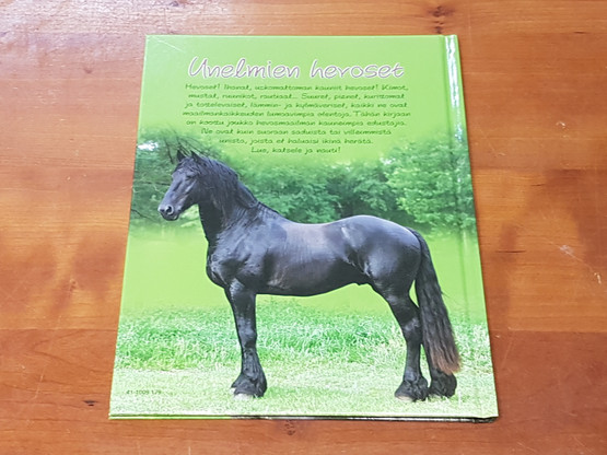 Kirja (Cynthia McFarland. Unelmieni hevoset)