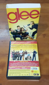 DVD (Glee - 1.tuotantokausi, neljän levyn boksi)