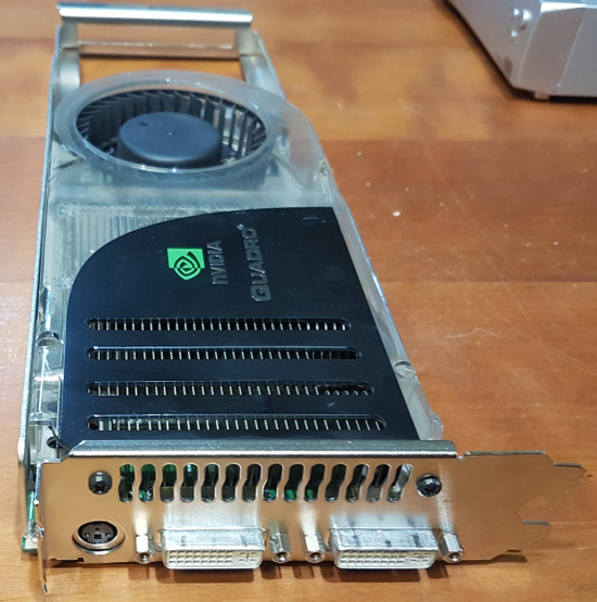 Näytönohjain (NVIDIA QuadroFX 4600)