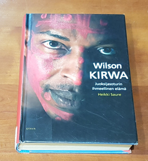 Kierrätyskirja (Heikki Saure. Wilson Kirwa - Juoksijasoturin ihmeellinen elämä)