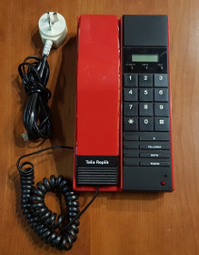 Retropuhelin (Telia Replik)