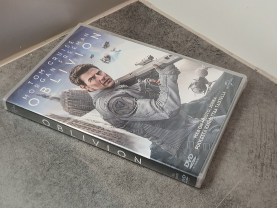 DVD -elokuva (Oblivion) K-13
