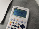 Graafinen laskin (Casio fx-9750G Plus)