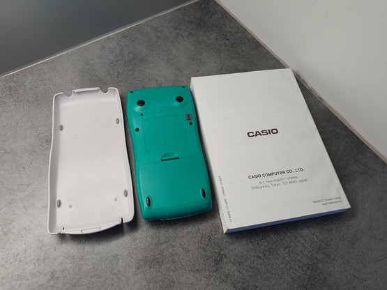 Graafinen laskin (Casio fx-9750G Plus)