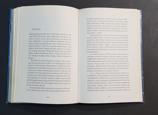 Kierrätyskirja (Pekka Holma - Sissien kujanjuoksu)