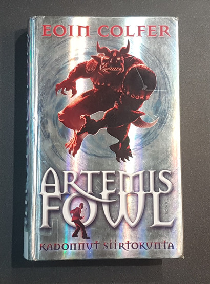 Lasten kierrätyskirja (Eioin Colfer - Artemis Fowl - Kadonnut siirtokunta)