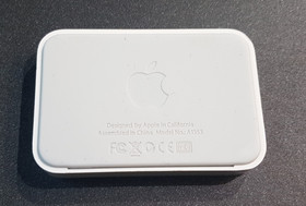 Lataustelakka (Apple a1353)