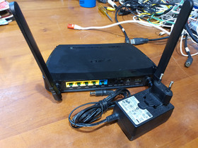 Dual Band WiFi -reititin (ZyXEL NBG6616)