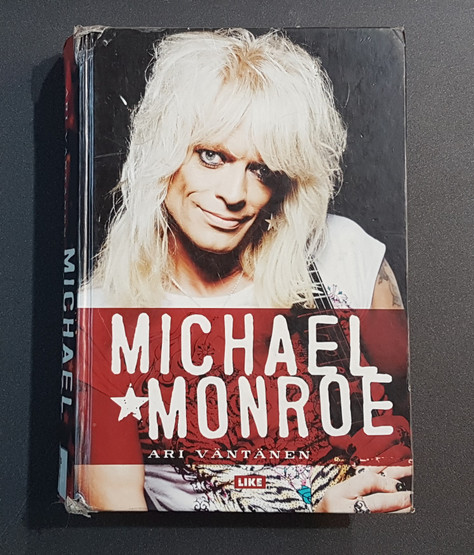 Kierrätyskirja (Ari Väntänen - Michael Monroe)