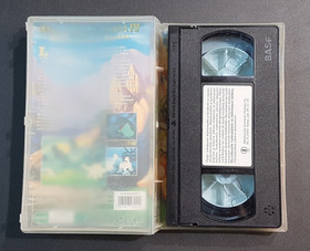 VHS-elokuva (Maa aikojen alussa IV)