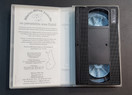 VHS-elokuva (Hilarius Hiiri - Seikkailu Viherlaaksossa - Kepposet vai kaverit)
