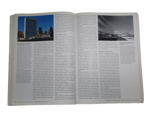 Kierrätyskirja (Jurgen Tiez - 1900-luvun arkkitehtuuri)