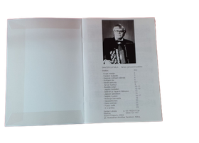 Kierrätyskirja (Nuottikirja - Santeri Latvala - Iskelmiä 7)