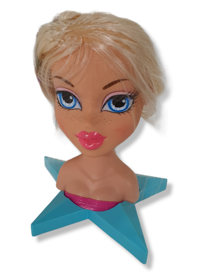 Kampauspää (MGA Entertainment)