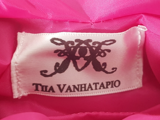 Käsilaukku (Mamie-clutch - Tiia Vanhatapio)