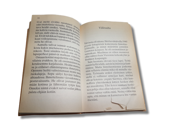 Kierrätyskirja (Anna Luoto - Näin sodan armottomat kasvot - kenttäsairaalalotta muistelee)