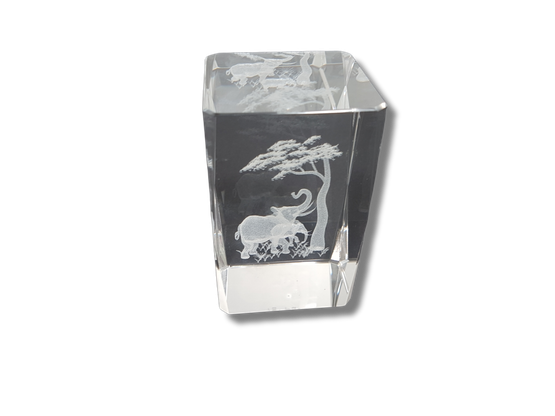 Lasinen koriste-esine (Norsut)