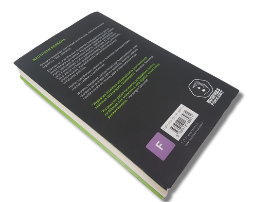 Kirja (Henkka Hyppönen - Nautitaan raakana)