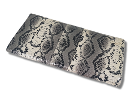 Käsilaukku (käärmeennahkajäljitelmä)