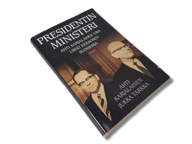 Kirja (Ahti Karjalainen, Jukka Tarkka - Presidentin ministeri - Ahti Karjalaisen ura Urho Kekkosen Suomessa)