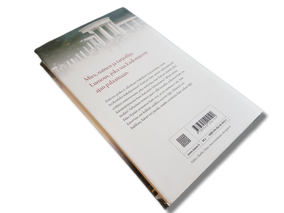 Kirja (Katri Lipson - Kaikkein haikein leikki)