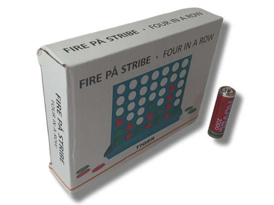 Pienikokoinen Four In A Row -peli