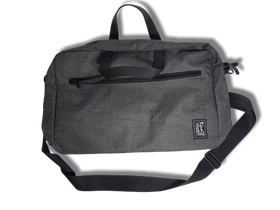 Olkalaukku (The Pack Society)