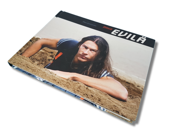 Kirja (Mika Wickström - Ilmiö Evilä)