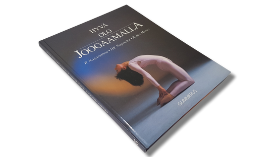 Kirja (R. Nagarathna - Hyvä olo joogaamalla)