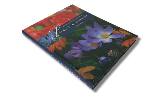 Kirja (Lena Månsson - Sipulit ja mukulat keväästä syksyyn)