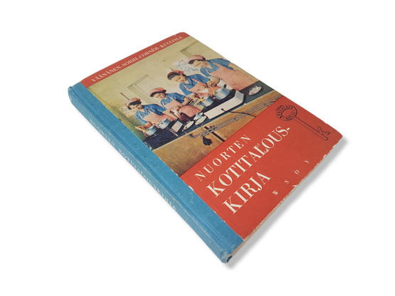 Kirja (Väänänen, Sorri, Corner, Kuuliala - Nuorten kotitalous)