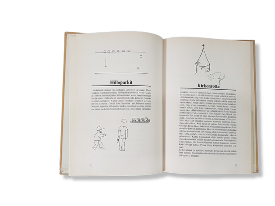 Kierrätyskirja (Anja Helena Ojaharju, Liisa Helenius - Leikitään ulkona)