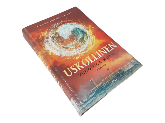 Kierrätyskirja (Veronica Roth - Uskollinen)
