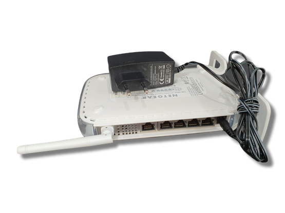 4 -porttinen wifi -reititin (Netgear WGT624 v3)