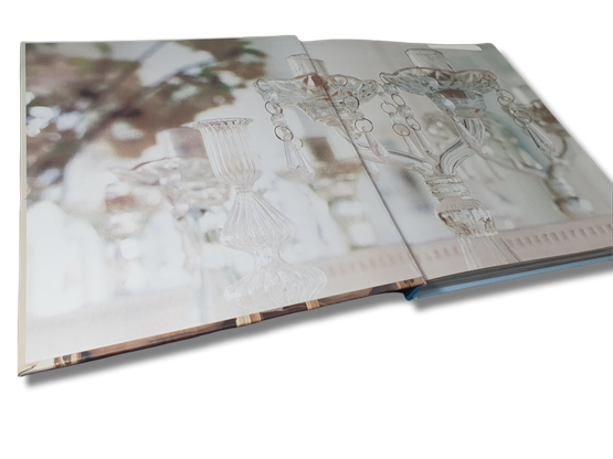 Kirja (Caroline Clifton-Mogg - Yksityiskohdat tekevät kodin)