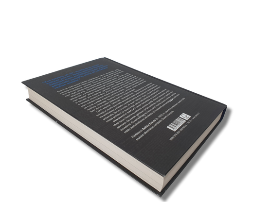 Kirja (Demokratia diktaattorien varjossa)