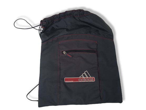 Kevyt selkäreppu (Adidas)