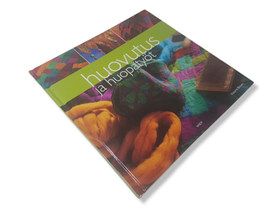 Kirja (Victoria Brown - Huovutus ja huopatyöt)