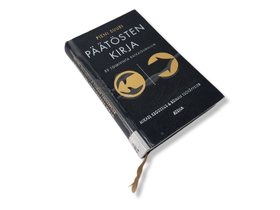 Kierrätyskirja (Mikeal Krogerus & Roman Tschäppeler - Pieni suuri päätösten kirja - 50 toimivinta ratkaisumallia)