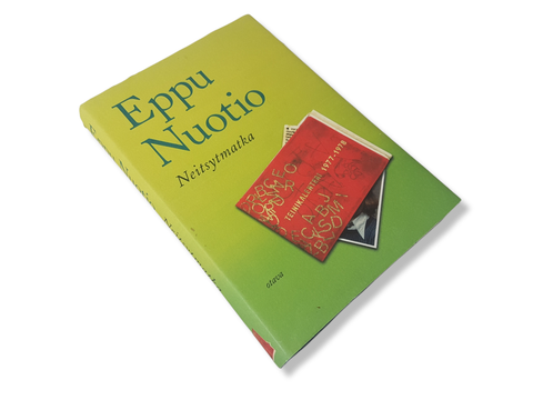 Kirja (Eppu Nuotio - Neitsytmatka)