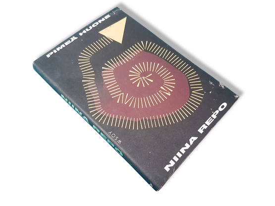 Kirja (Niina Repo - Pimeä huone)