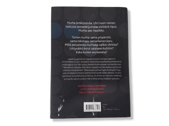 Kirja (Kati Hiekkapelto - Kolibri)