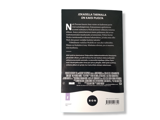 Kirja (Gillian Flynn - Kiltti tyttö)