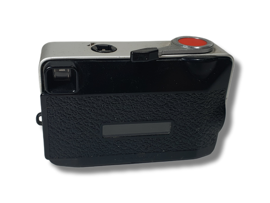 Retro filmikamera (Agfamatic 200)