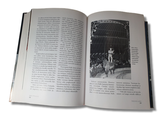 Kierrätyskirja (Sirkuselämää - Suomalainen sirkus kautta aikojen - Eero Taivalsaari)