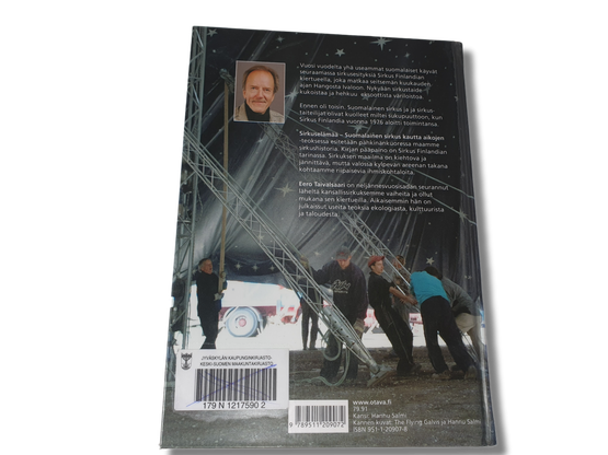 Kierrätyskirja (Sirkuselämää - Suomalainen sirkus kautta aikojen - Eero Taivalsaari)