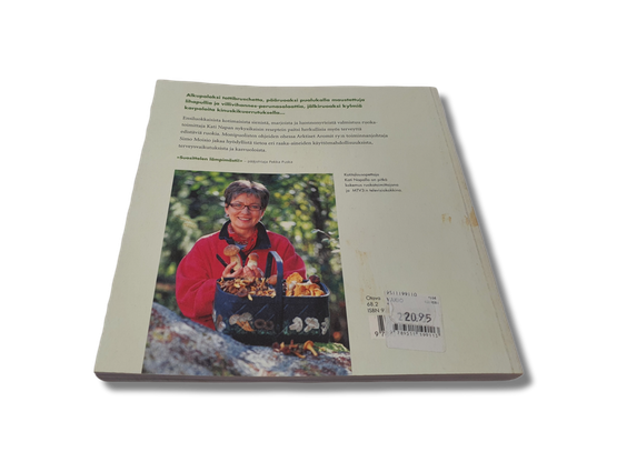 Kirja (Metsän Makuja - Kati Nappa / Simo Moisio)