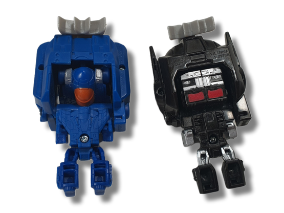 Kaksi Transformers figuuria (Hasbro Tomy)