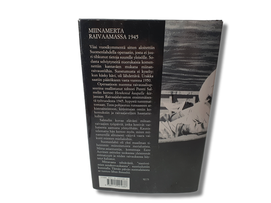 Kirja (Henkensä Kaupalla - Miinanraivaanaja suomenlahdella 1945)