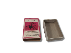 Vanha tulitikkurasia (Sytytä turvallisesti)